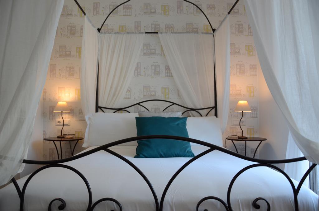 Adelina Guest house 2*