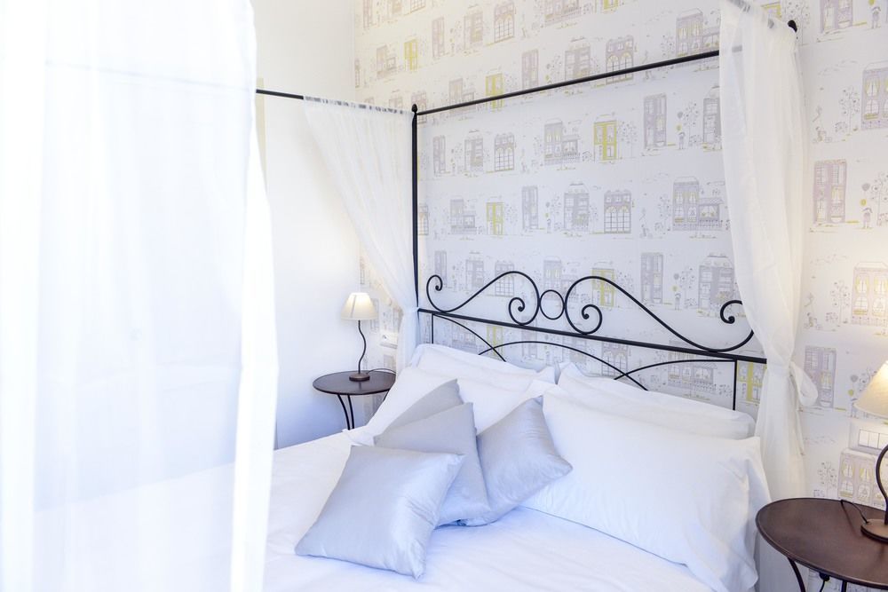 Adelina Guest house 2*