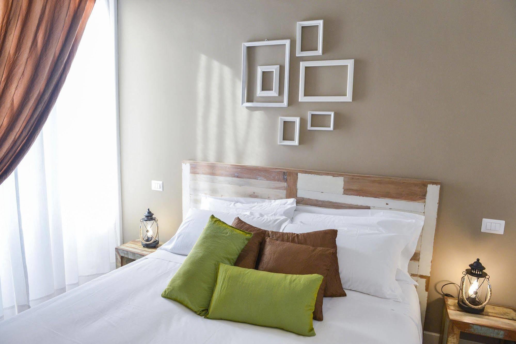 Adelina Guest house 2*